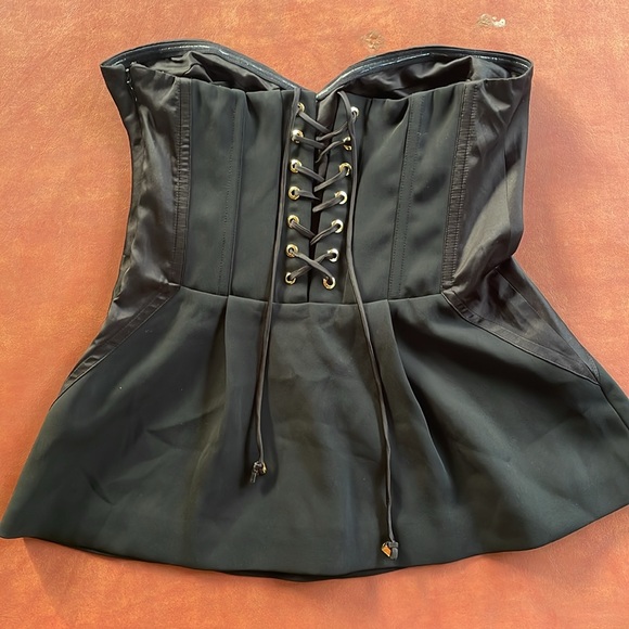 Strapless Flair Top - Picture 2 of 5